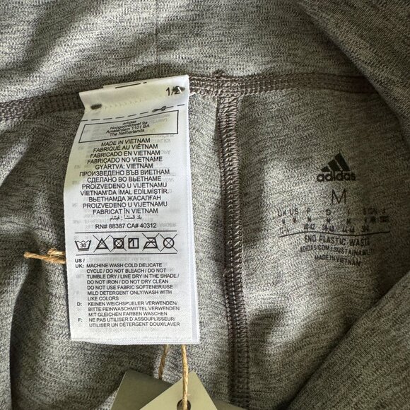 Adidas | NWT Optime Training Mid Waist Bike Shorts in Dark Grey Heather Size M - Picture 12 of 12